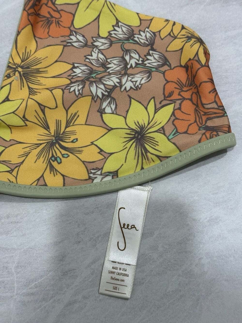 Seea Reversible Bikini Set Size L - Picture 6 of 12